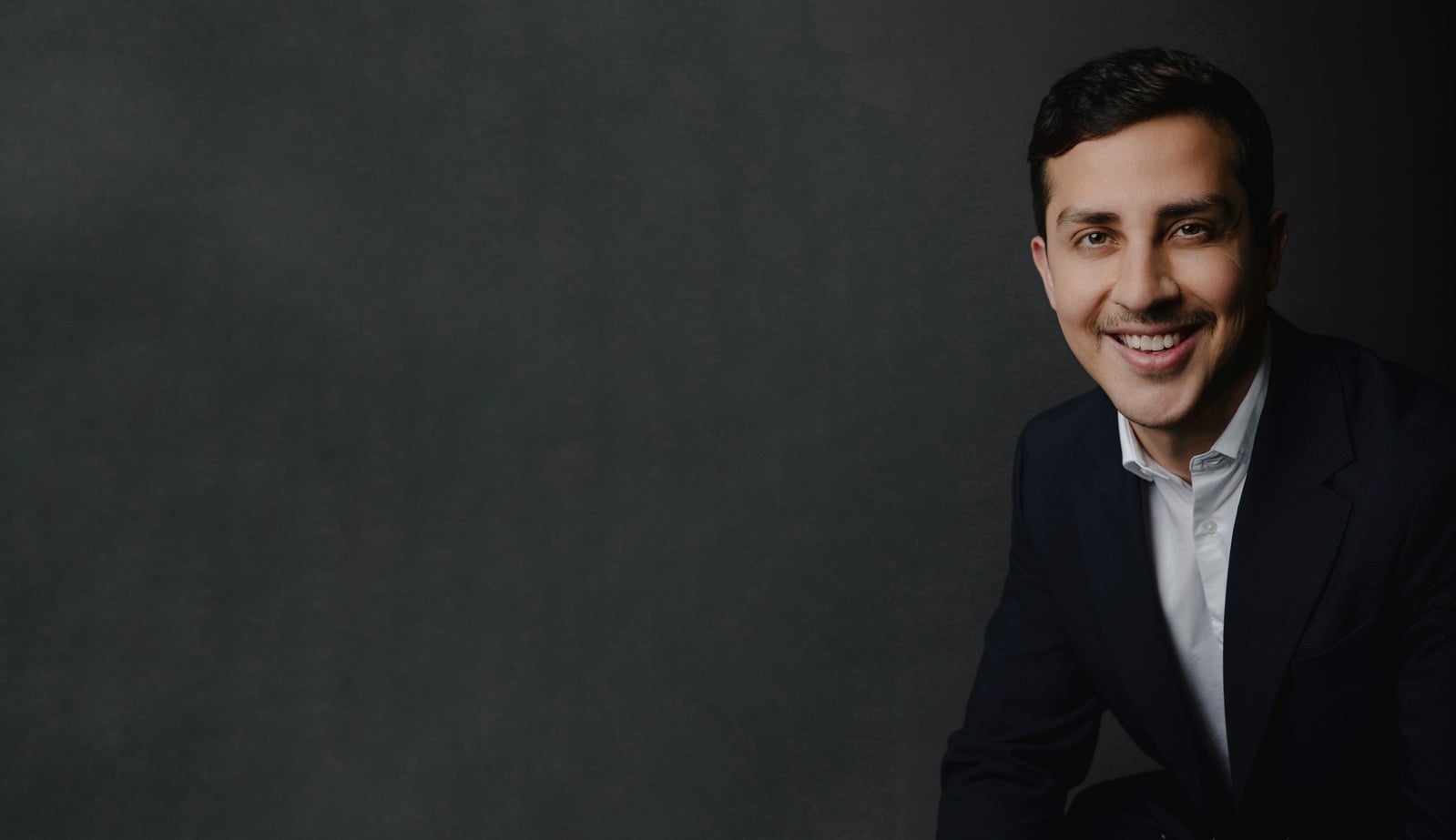 Dr. Kaique Arriel, médico dermatologista